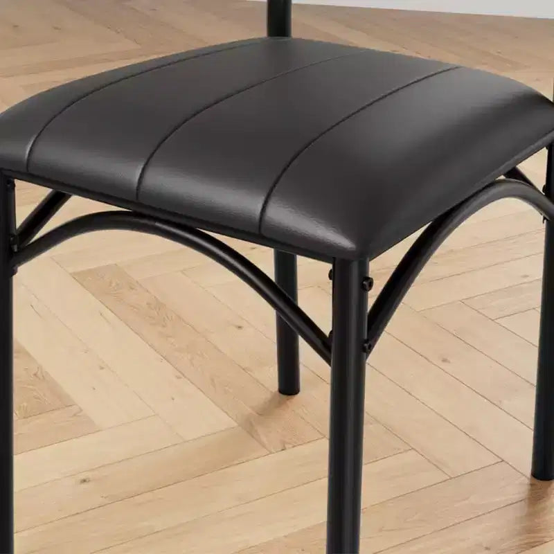 Sedie da pranzo moderne set da 2 o 4, sedie da cucina imbottite con schienale alto e gambe in acciaio, nere