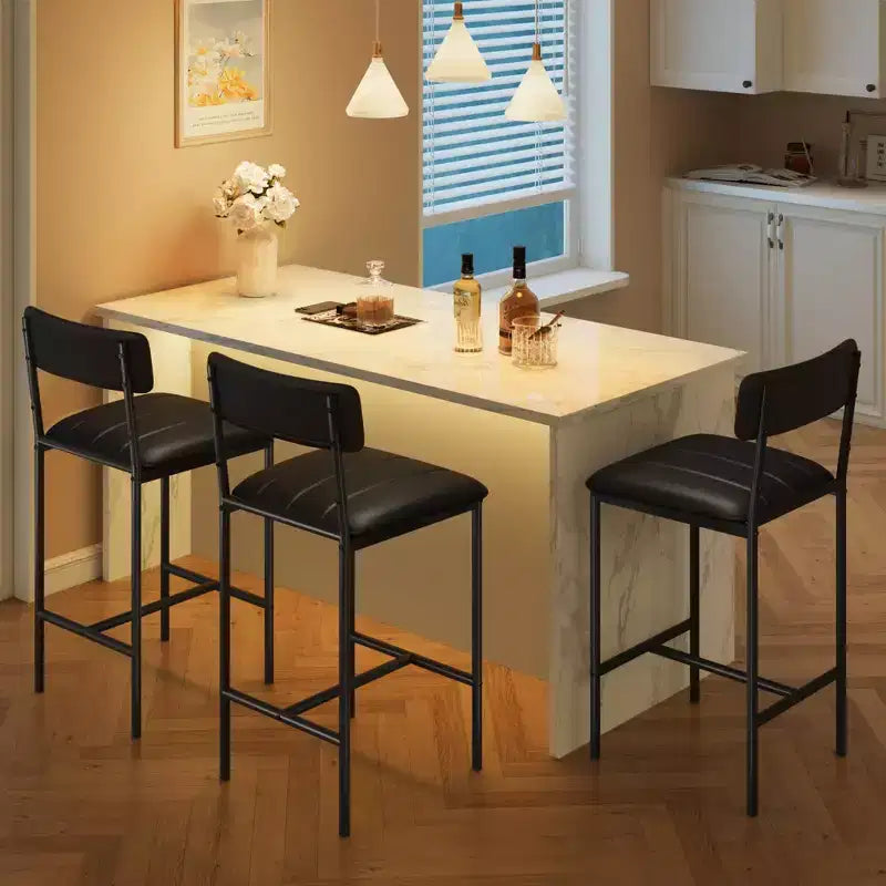 Sedie da pranzo moderne set da 2 o 4, sedie da cucina imbottite con schienale alto e gambe in acciaio, nere