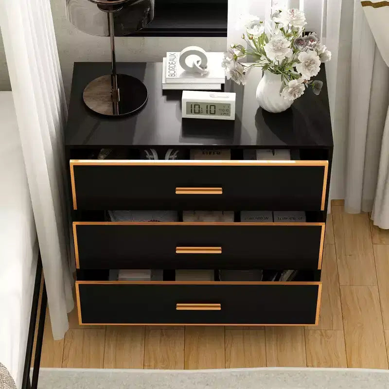 Comodino moderno nero e oro, telaio aperto in metallo, comodino con 3 cassetti, 80 cm (lunghezza) x 40 cm (larghezza)