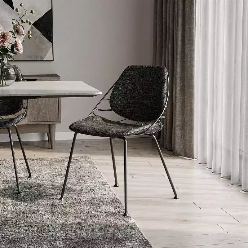 Set di 2 sedie da pranzo in tessuto imbottito nero, senza braccioli, struttura in acciaio, 81 cm (A) x 50.5 cm (L)