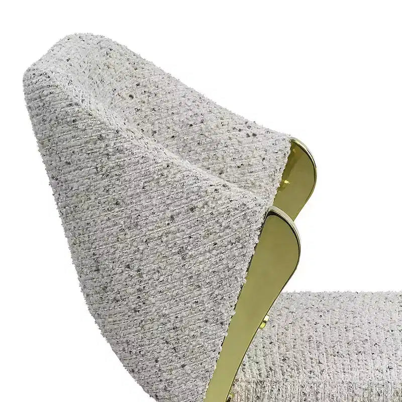 Sedia da pranzo Teddy in pelliccia sintetica con gambe color oro, sedia d'accento moderna