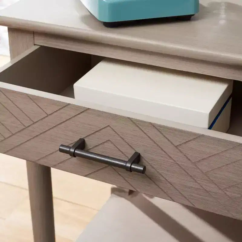 Tavolino d'appoggio Peyton a 1 cassetto, tavolino in legno con cassetto portaoggetti per il soggiorno