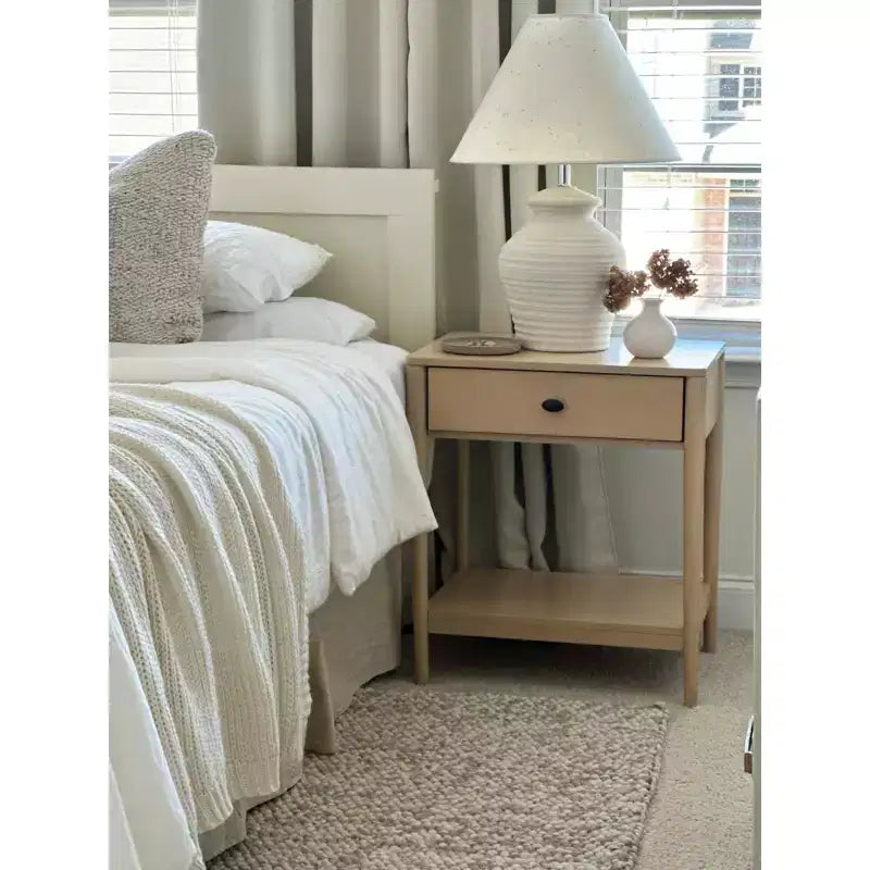 Boden comodino a 1 cassetto, tavolino da notte in legno con cassetto portaoggetti per camera da letto